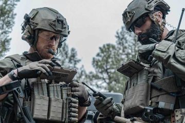Tactical law enforcement using the goTenna Pro app on their smartphones during a training exercise